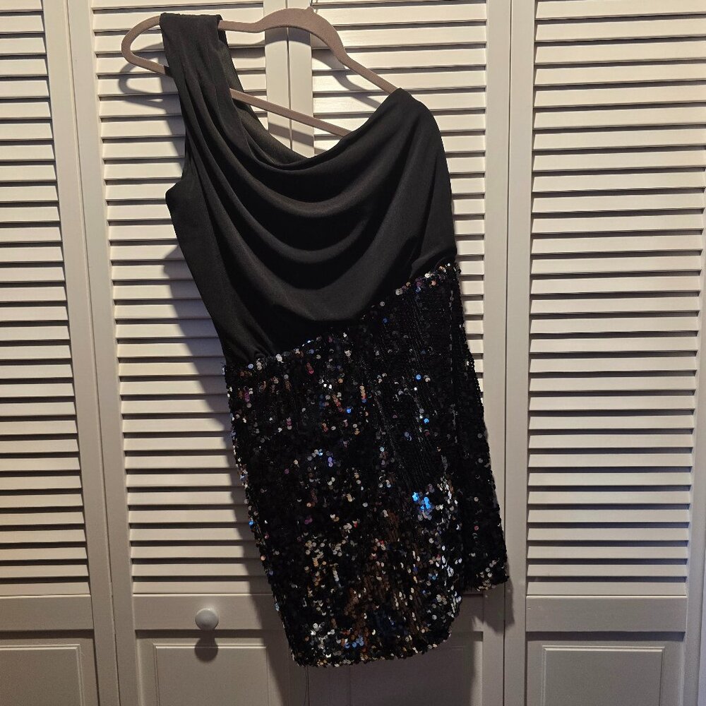 Way-In Clothing Co. One Shoulder Sequin Skirt Dress